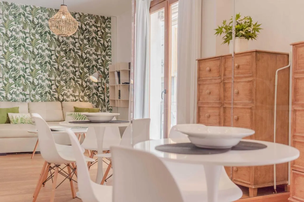 Cozy Apartment In The Heart Of Malaga By Rems